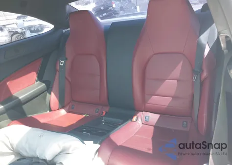 2015 Mercedes-Benz C 250 из США, поврежденный, VIN WDDGJ4HB8FG358798